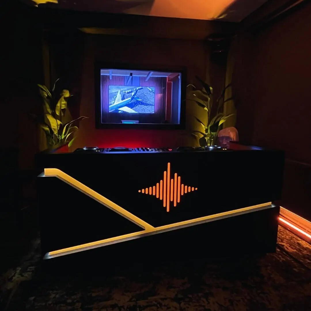 Studio B