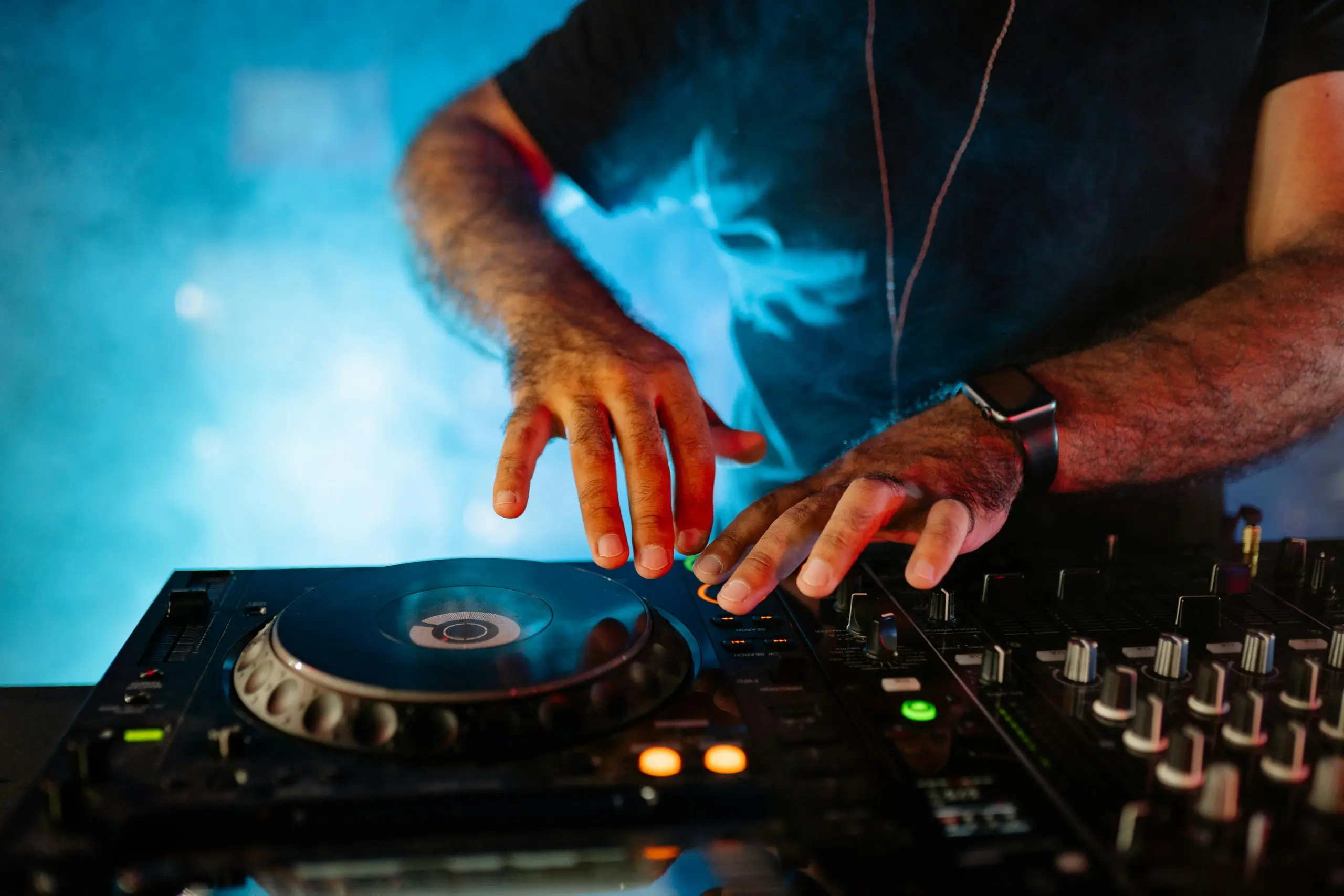 Ultimate DJ Eğitimi - SonarHouse DJ Kursu